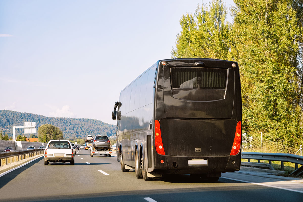 inchiriere autocar larca tour